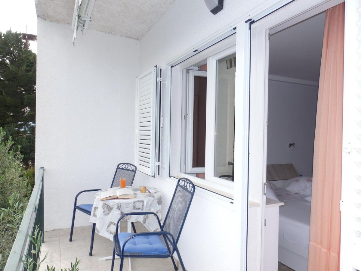Apartmani Stipan เบรลา ภายนอก รูปภาพ
